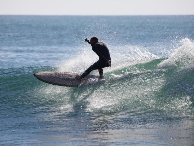 Surf lesson and guiding